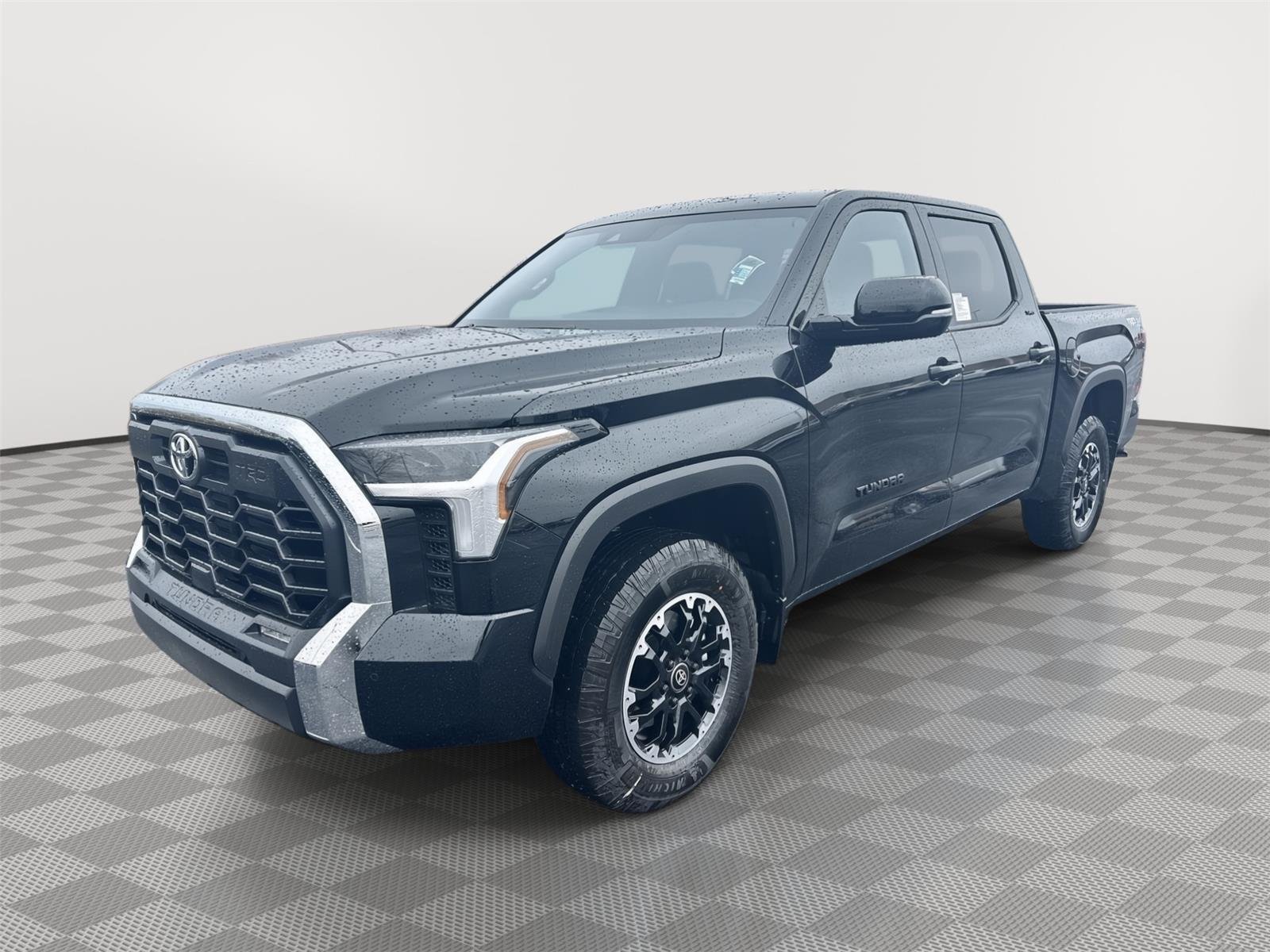 New 2026 Midnight Black Metallic Toyota  SR5 image 3