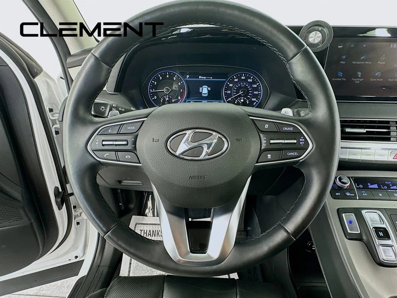 Used 2022 Hyper White Hyundai SEL image 15