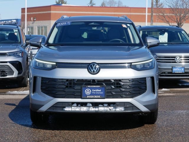 Certified 2025 Volkswagen Tiguan SE with VIN 3VVMR7RM6SM018350 for sale in Inver Grove Heights, Minnesota