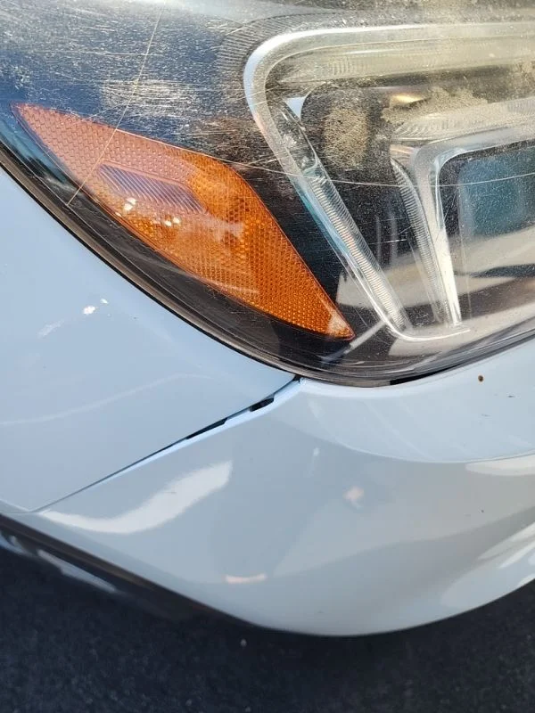Used 2017 White Buick Preferred image 17