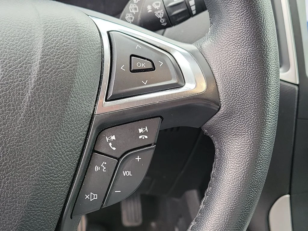 2020 Ford Edge SEL - Photo 12