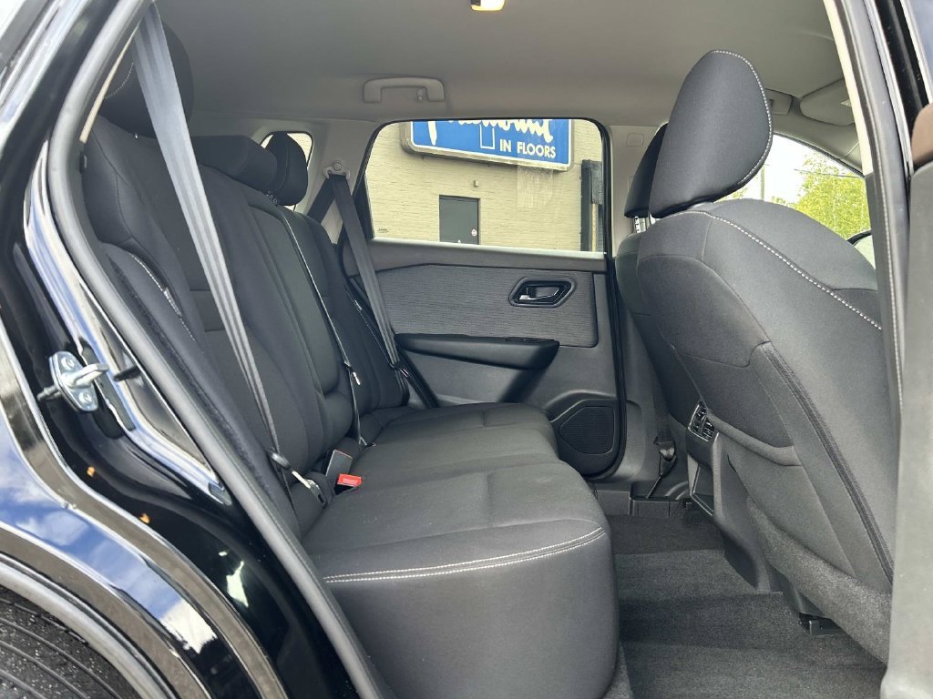 Used 2023 Black Nissan S image 15