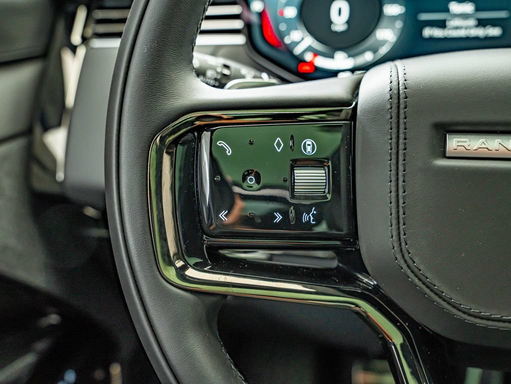 New 2026 Carpathian Grey Land Rover Dynamic SE image 20