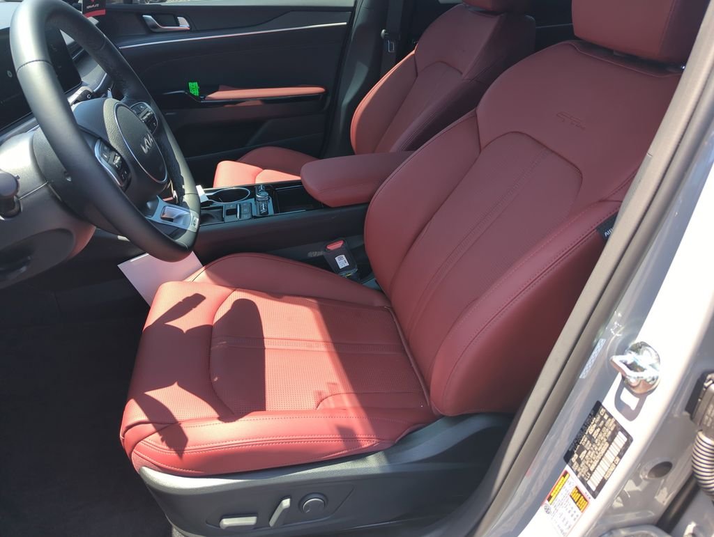 New 2026 Wolf Gray Kia GT-Line FWD image 12