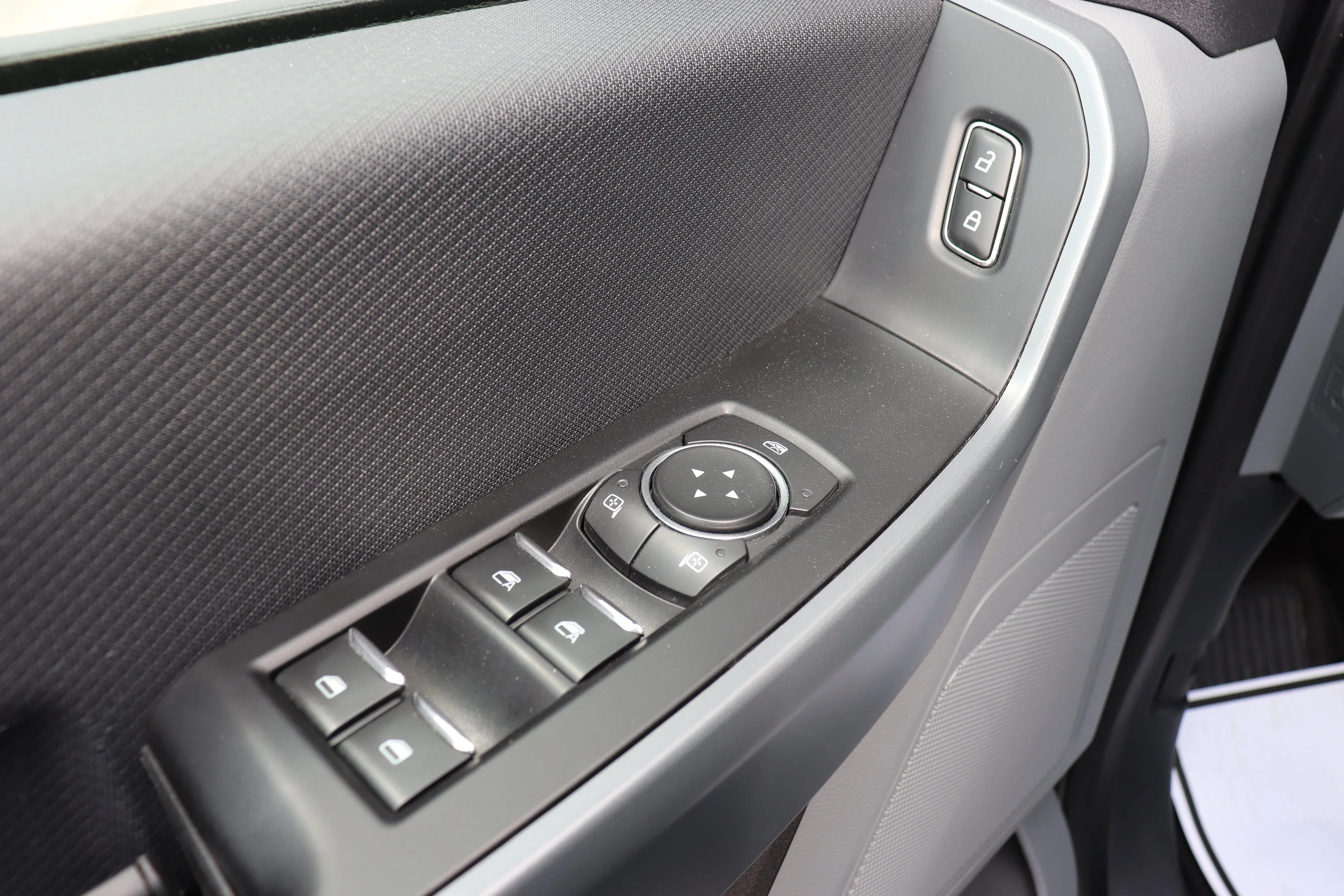 Certified Used 2022 Gray Ford XLT image 9
