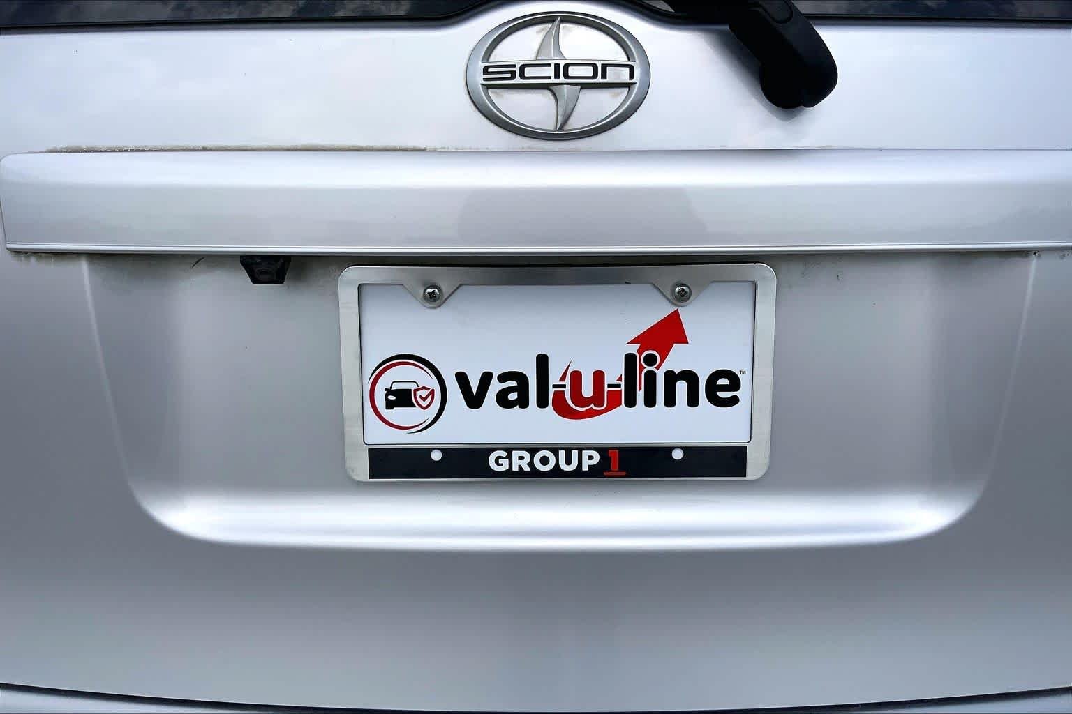 Used 2014 Classic Silver Metallic Scion  image 10