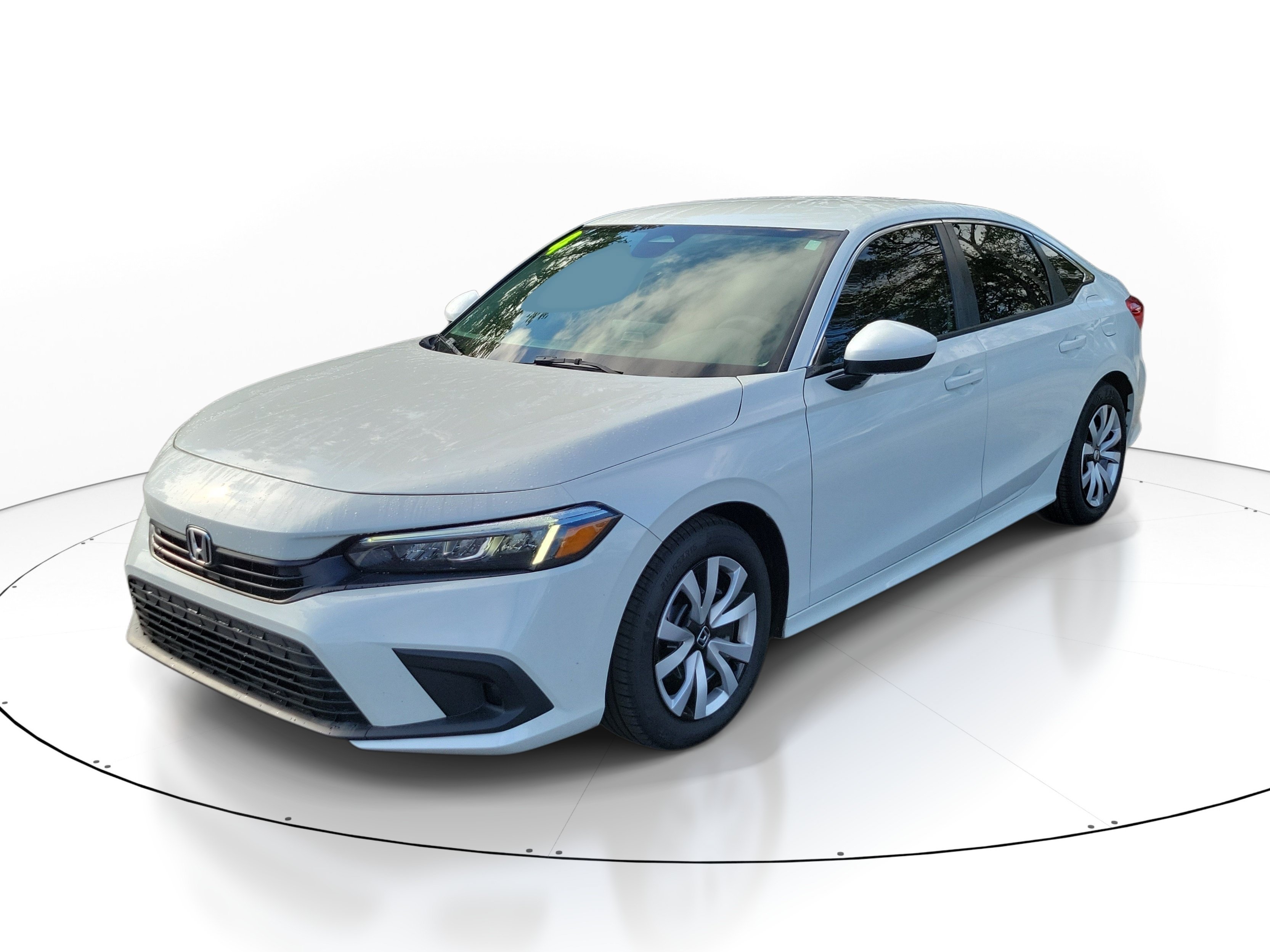 Used 2024  Honda LX image 4