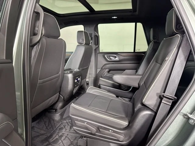 Used 2024 Silver Sage Chevrolet Premier image 12