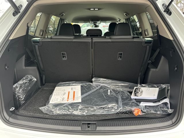 New 2026 White Volkswagen 2.0T SE image 35