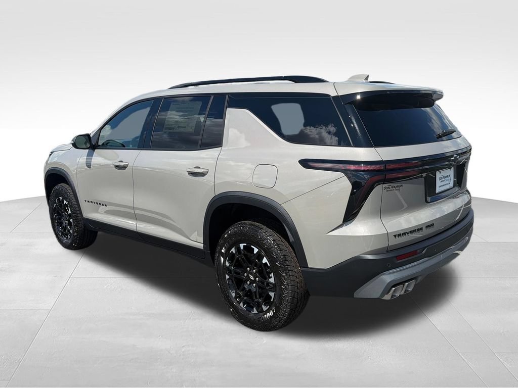 2027 Chevrolet Traverse Z71 - Photo 3
