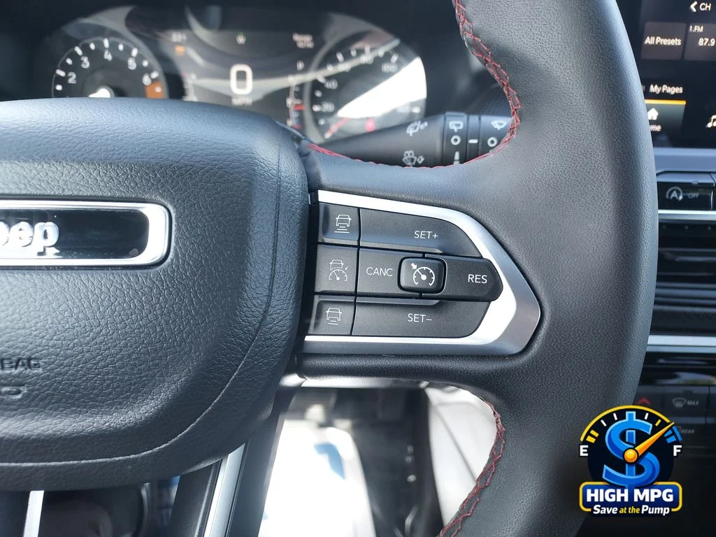 2025 Jeep Compass Trailhawk - Photo 12