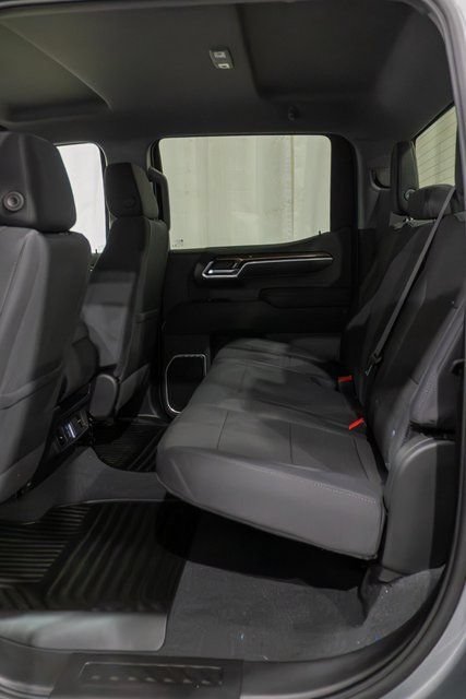 New 2026 Sterling Gray Metallic Chevrolet LT (2FL) image 9