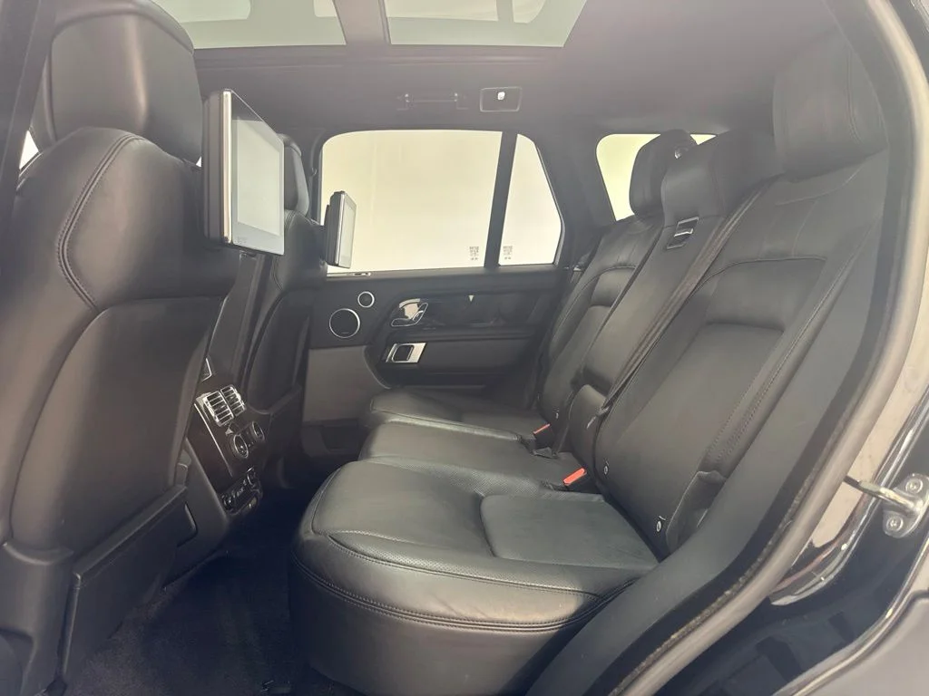 Used 2018 Santorini Black Metallic Land Rover 3.0L V6 Supercharged HSE image 22
