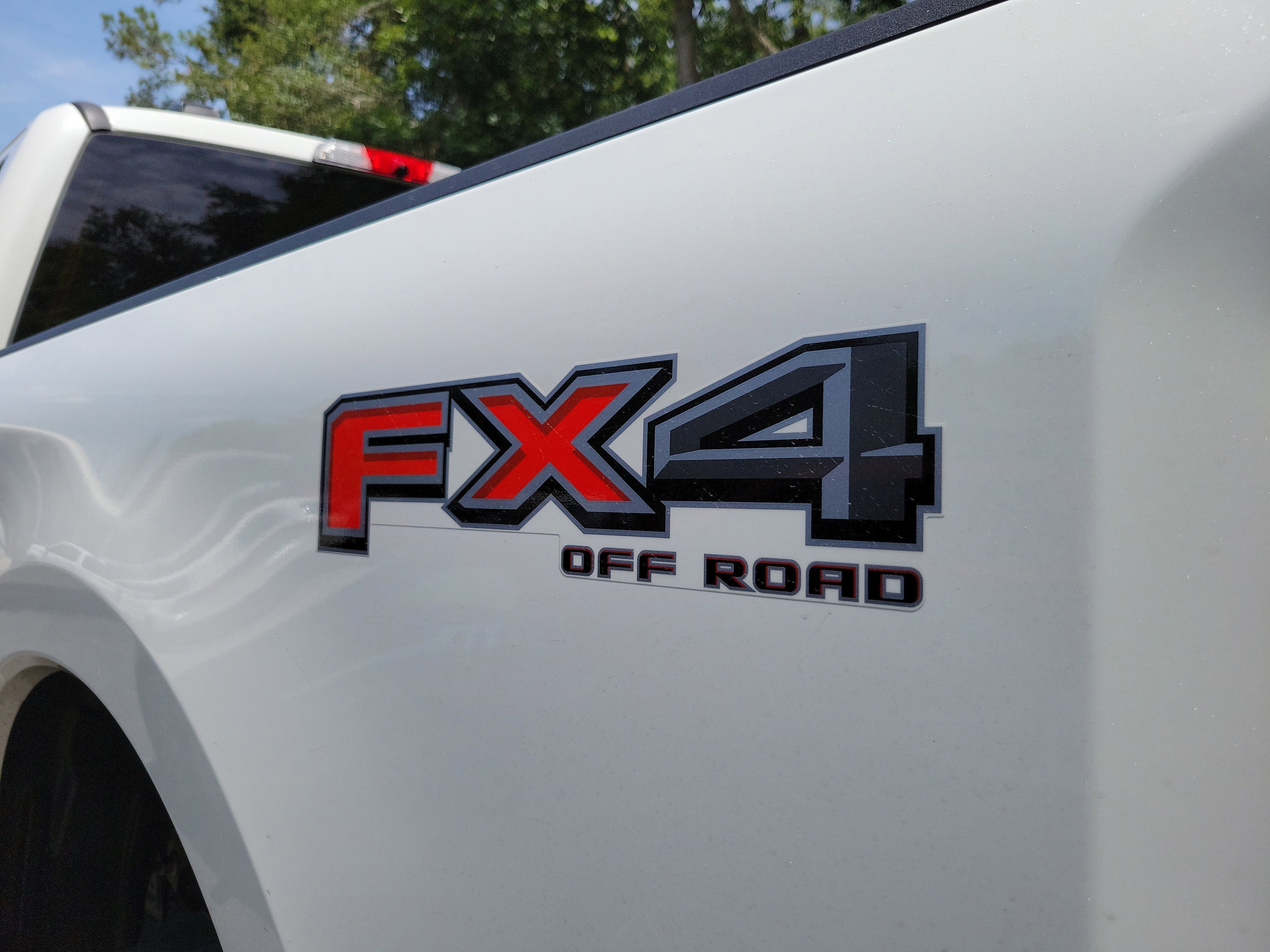 Used 2024 White Metallic Ford Platinum image 5