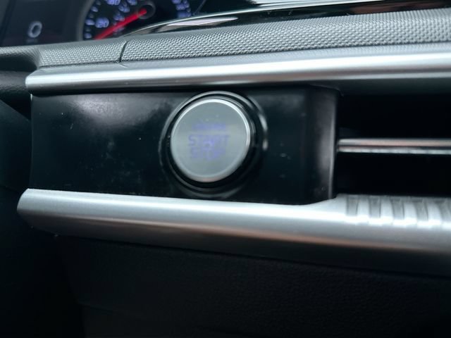 2023 Kia K5 LXS - Photo 34