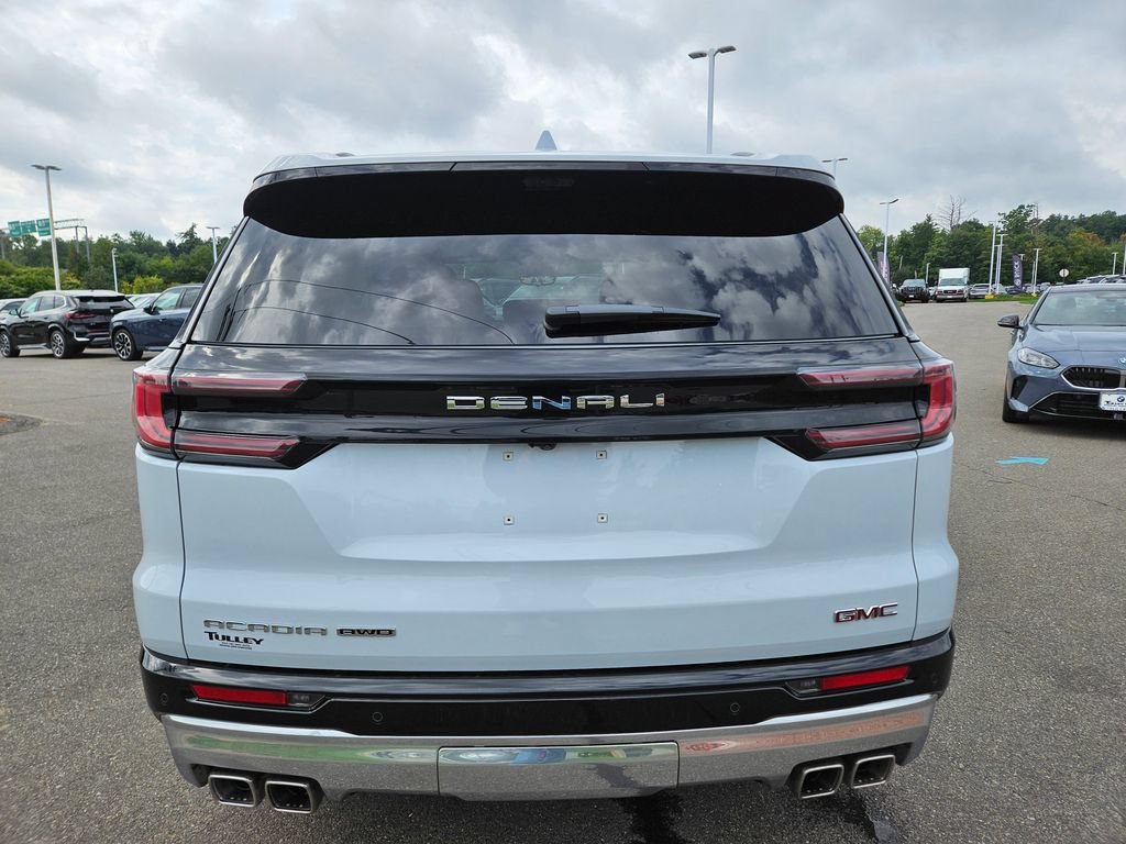 2026 GMC Acadia Denali - Photo 6