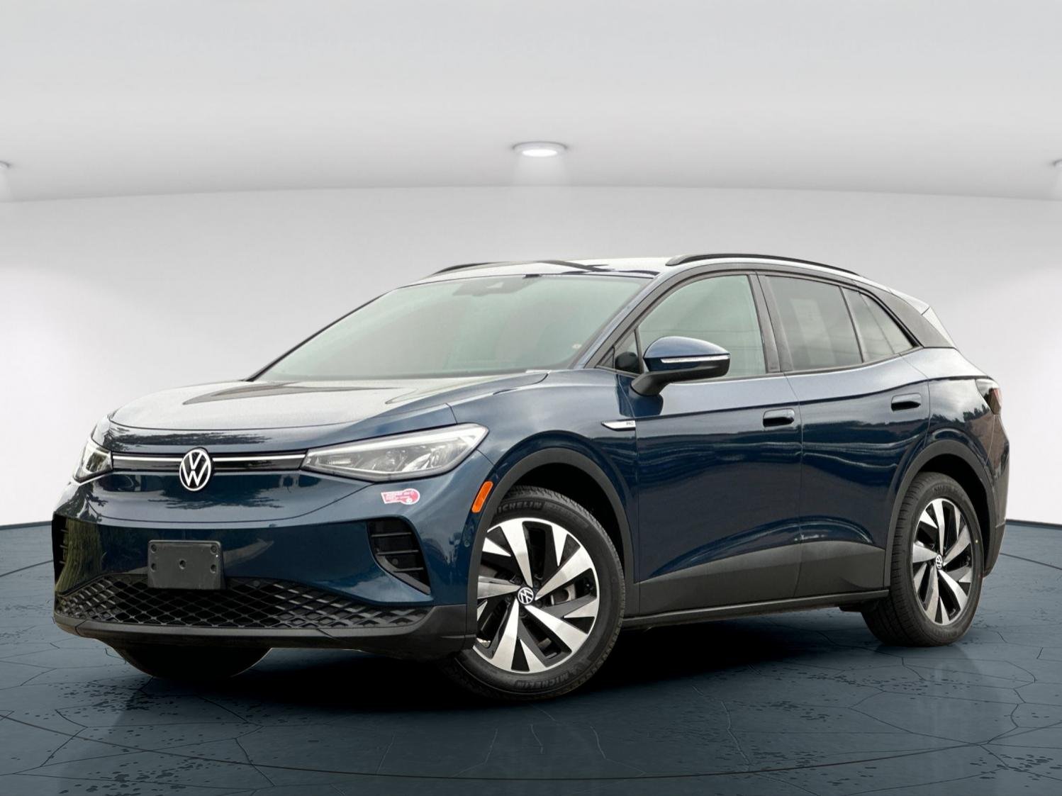 Used 2023 Blue Metallic Volkswagen Pro 4D Sport Utility image 2