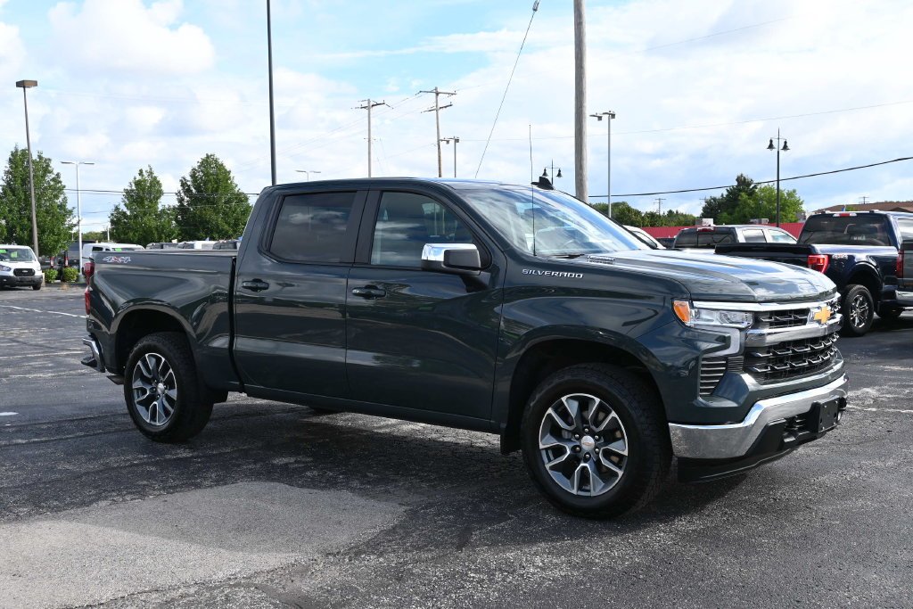 Used 2025 Cypress Chevrolet LT image 7