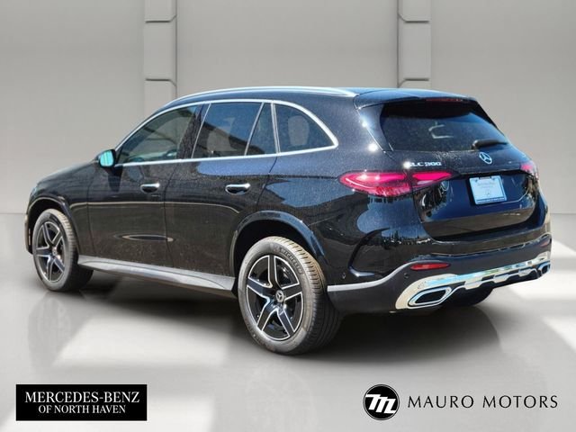 New 2026 Black Mercedes-Benz GLC 300 image 5