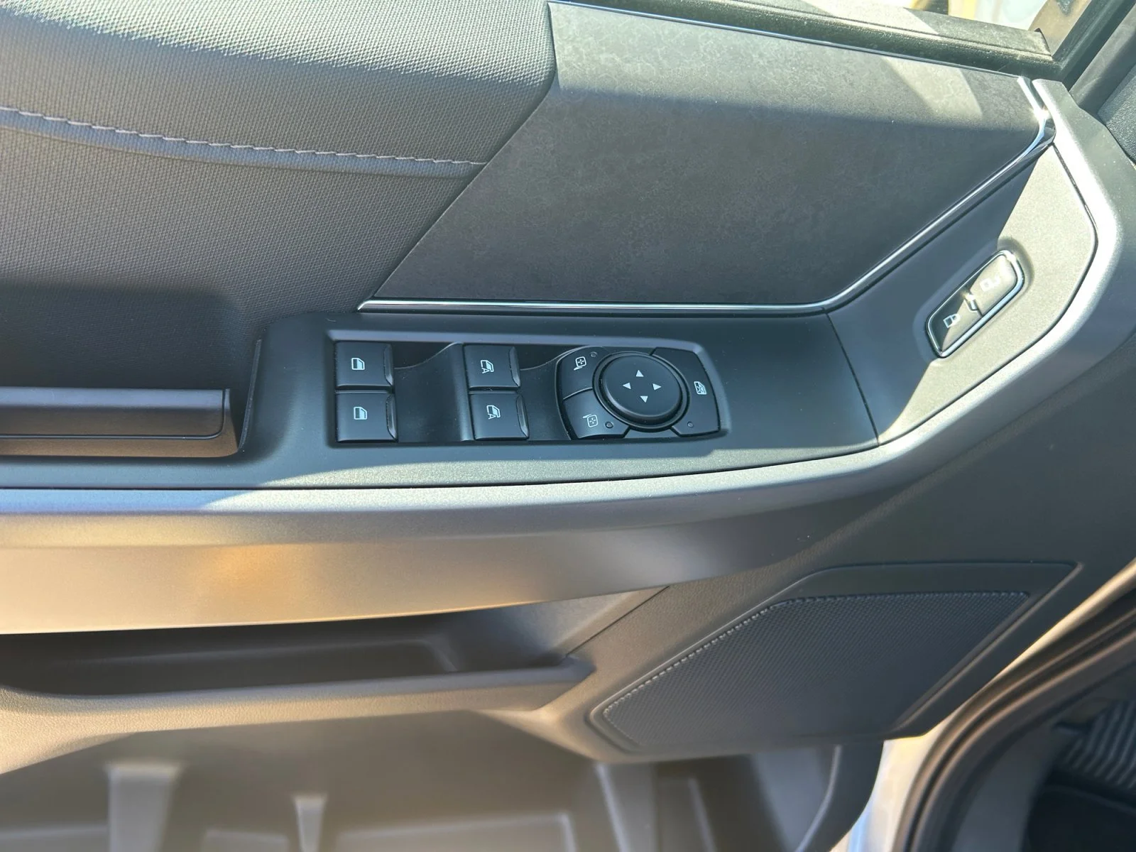 New 2026 Iconic Silver Metallic Ford XLT image 17