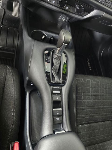 2025 Honda HR-V LX - Photo 21