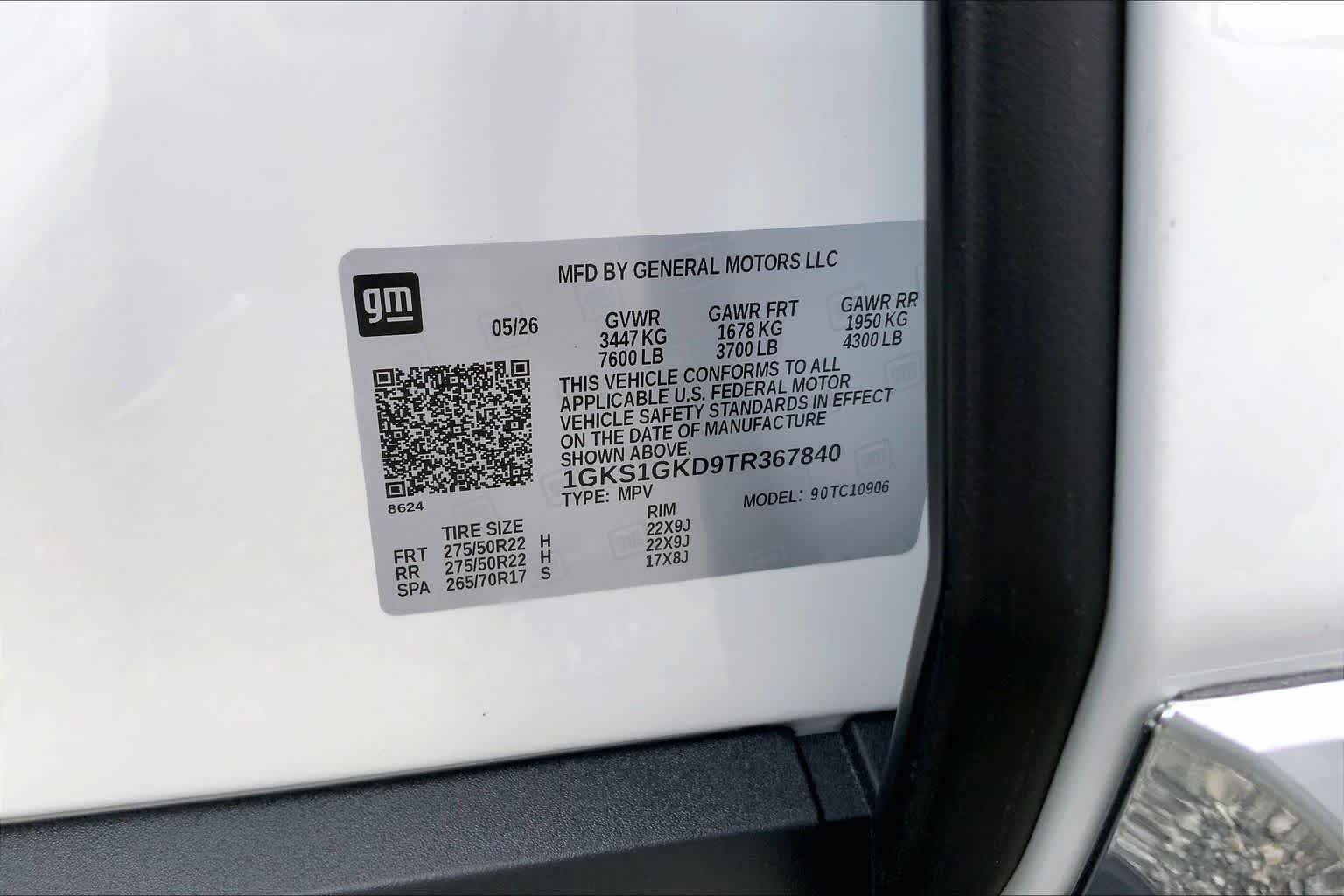 New 2026 Summit White GMC Elevation image 16