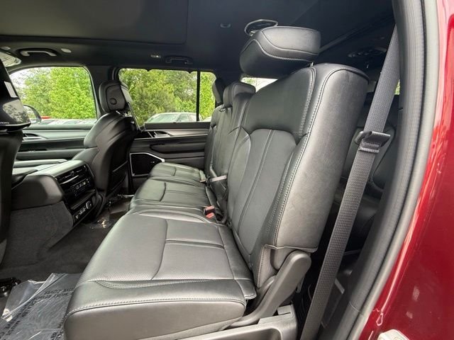 New 2026 Velvet Red Pearlcoat (DISC) Jeep Grand Wagoneer image 13