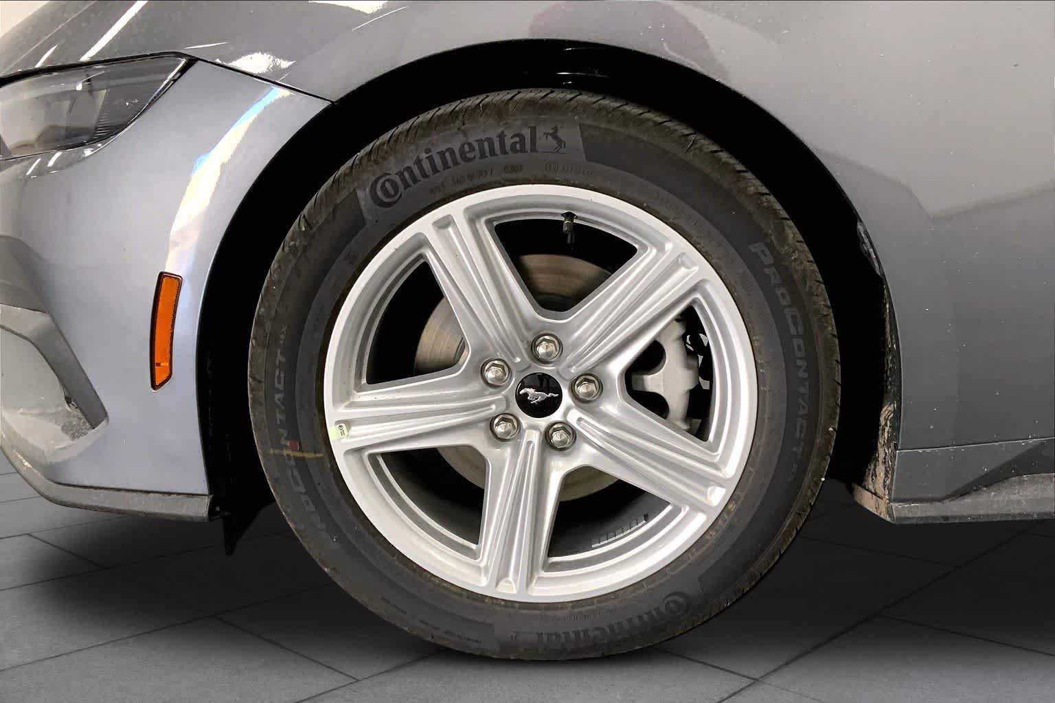 New 2026 Carbonized Gray Metallic Ford EcoBoost® Fastback image 9