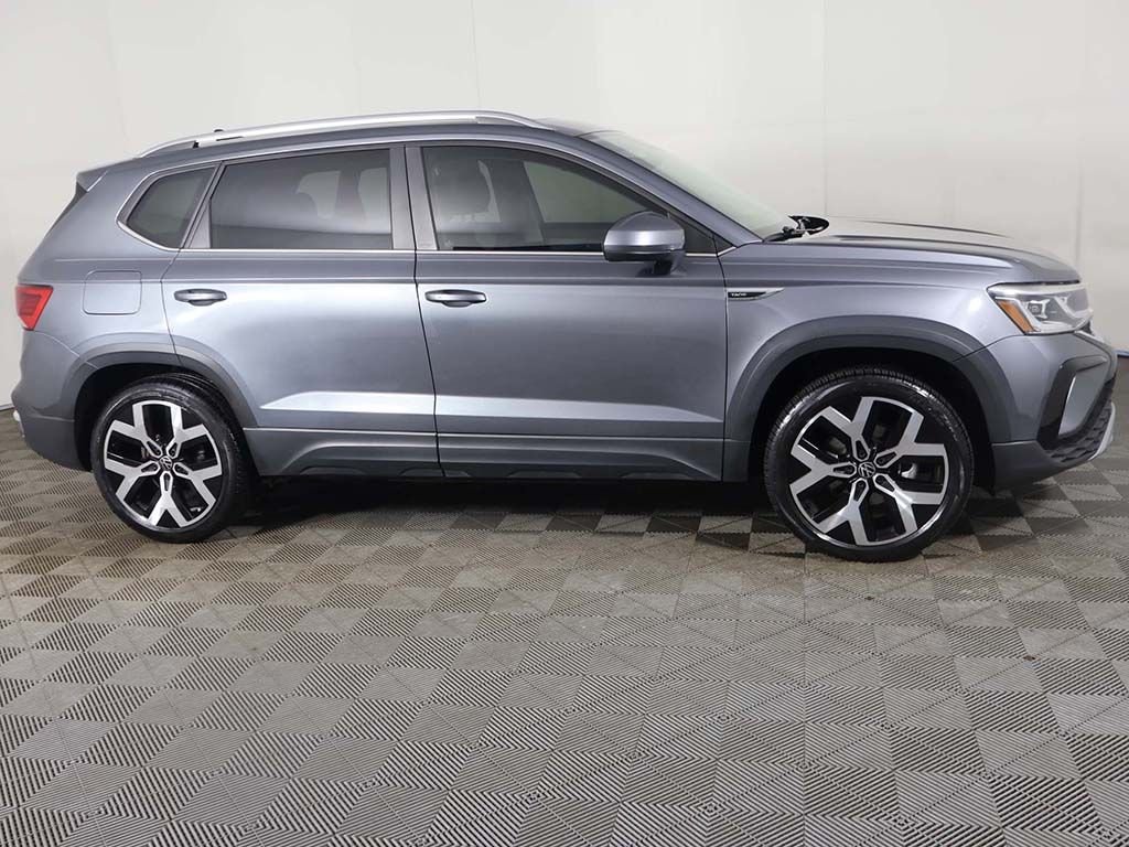 Used 2023 Gray Volkswagen 1.5T SEL image 19