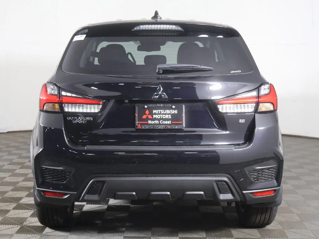 New 2026 Black Mitsubishi 2.0 SE image 10