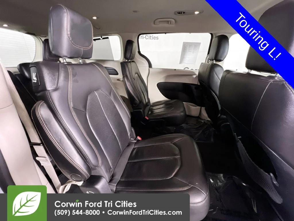 Used 2020 Bright White Clearcoat Chrysler Touring L image 17