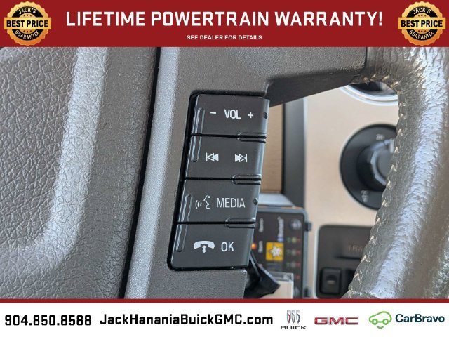 Used 2014 White Ford Lariat image 31