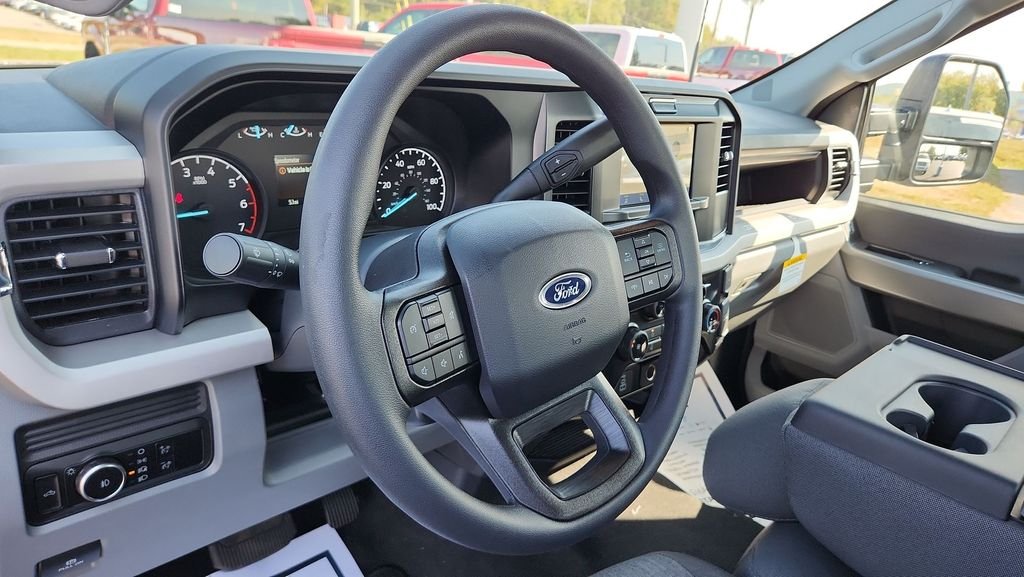 2026 Ford F-350 Super Duty XL - Photo 18
