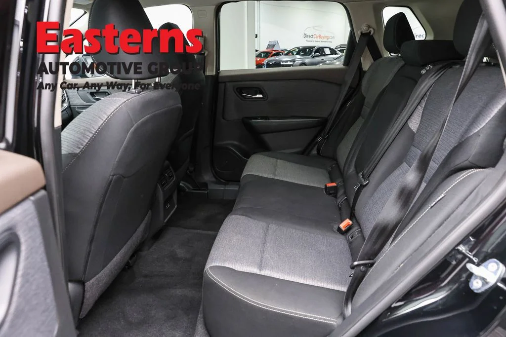 Used 2023 Black Nissan SV image 21
