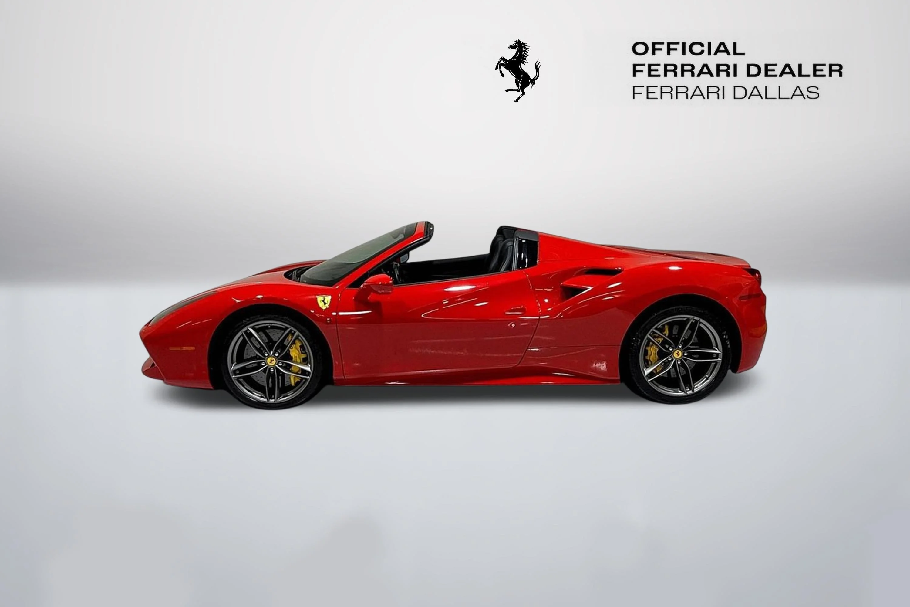Used 2018 Rosso Corsa Ferrari  image 8