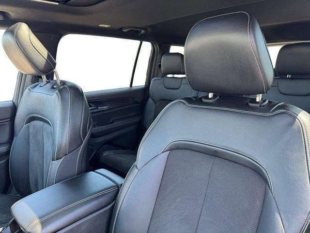 Used 2023 Bright White Clearcoat Jeep Altitude image 13