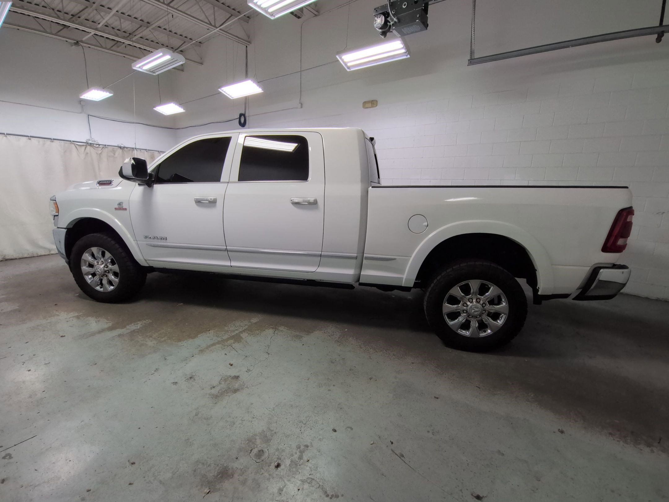 2020 RAM Ram 2500 Pickup Laramie Limited - Photo 8
