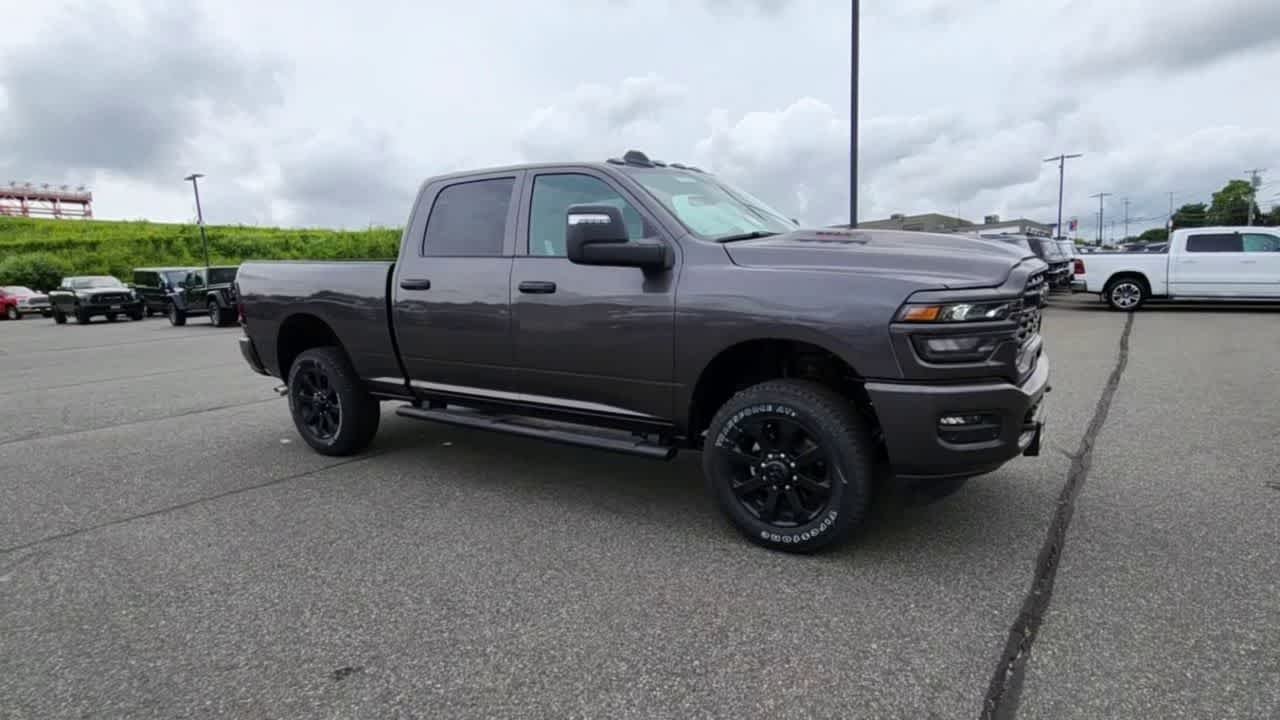 New 2026 Granite Crystal Metallic Clearcoat RAM Black Express image 2