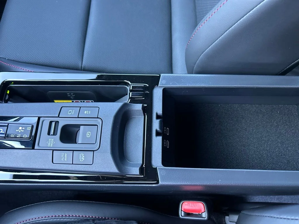 2026 Toyota Prius Plug-in Hybrid XSE Premium - Photo 23