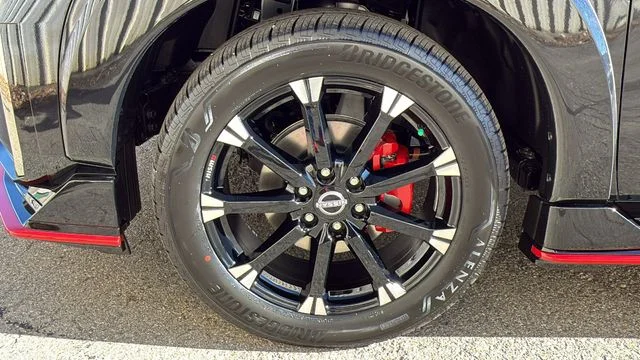 2026 Nissan Armada NISMO - Photo 9