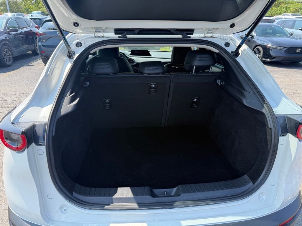 Certified Used 2023 White Mazda 2.5 S Select Package image 5