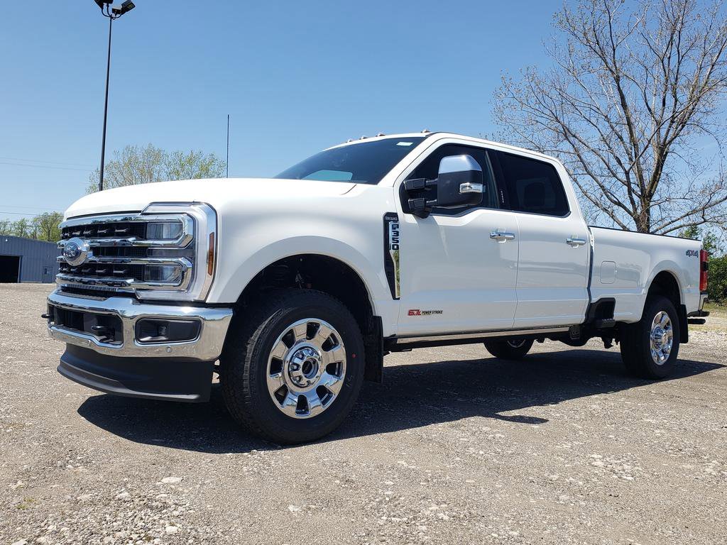 New 2026 Star White Metallic Tri-Coat Ford F-350® King Ranch® image 8