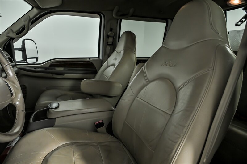2000 Ford F-350 Super Duty LARIAT - Photo 19