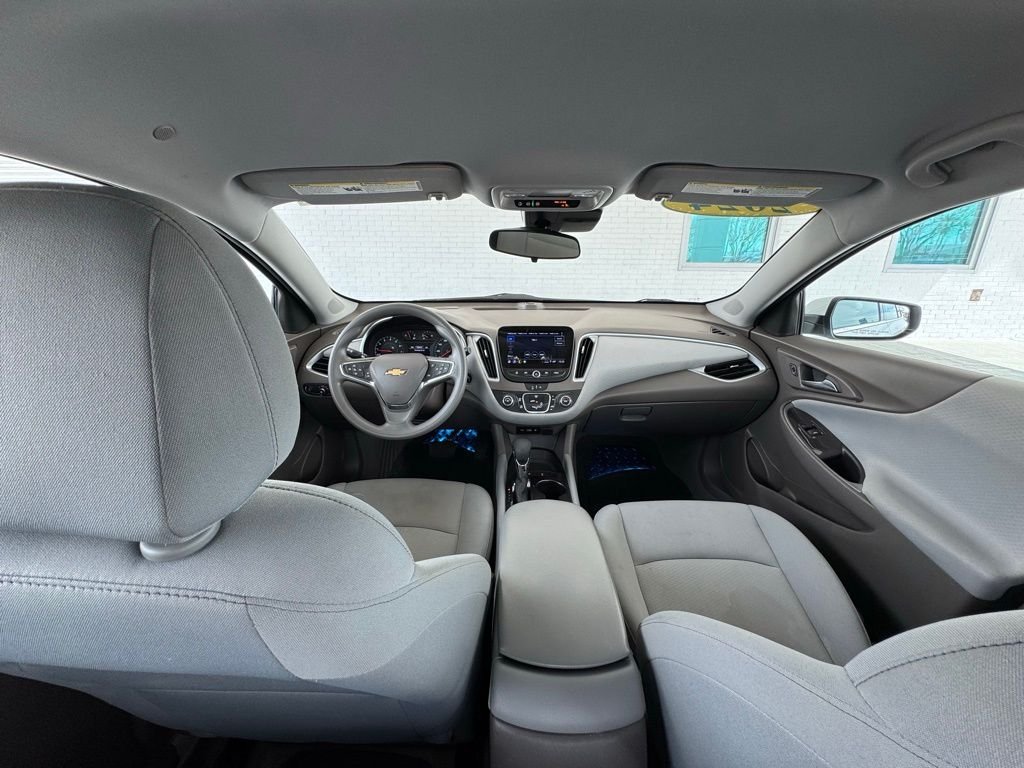 Used 2024 White Chevrolet LS image 26