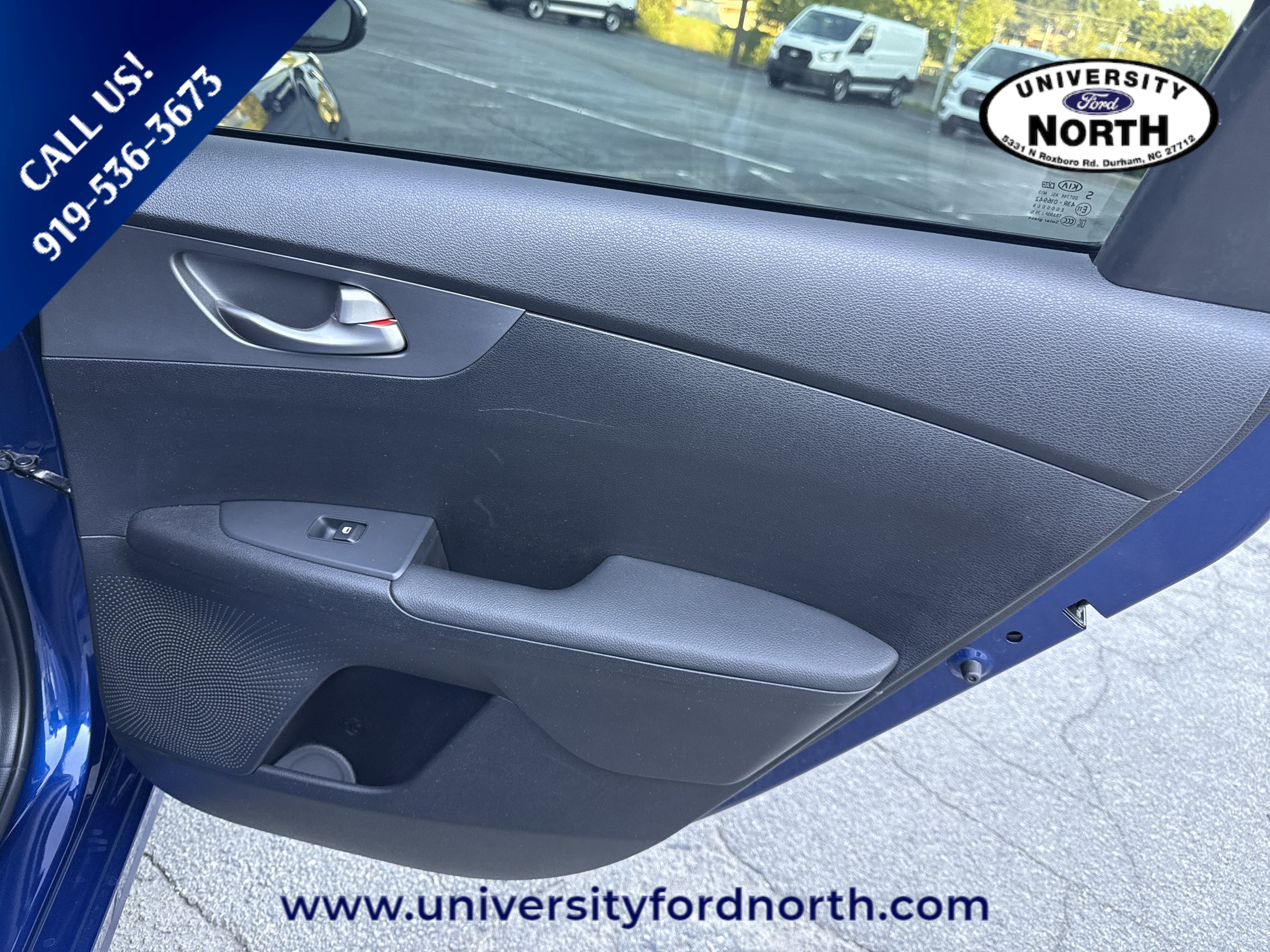 Used 2021 Deep Sea Blue Kia LXS image 31