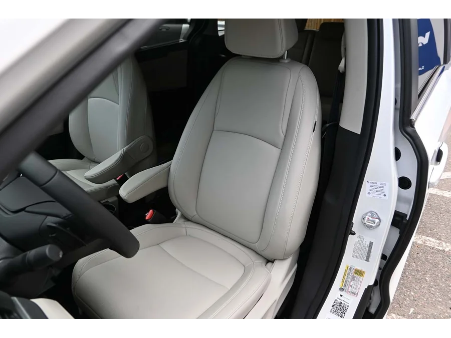 2025 Honda Odyssey EX-L - Photo 14