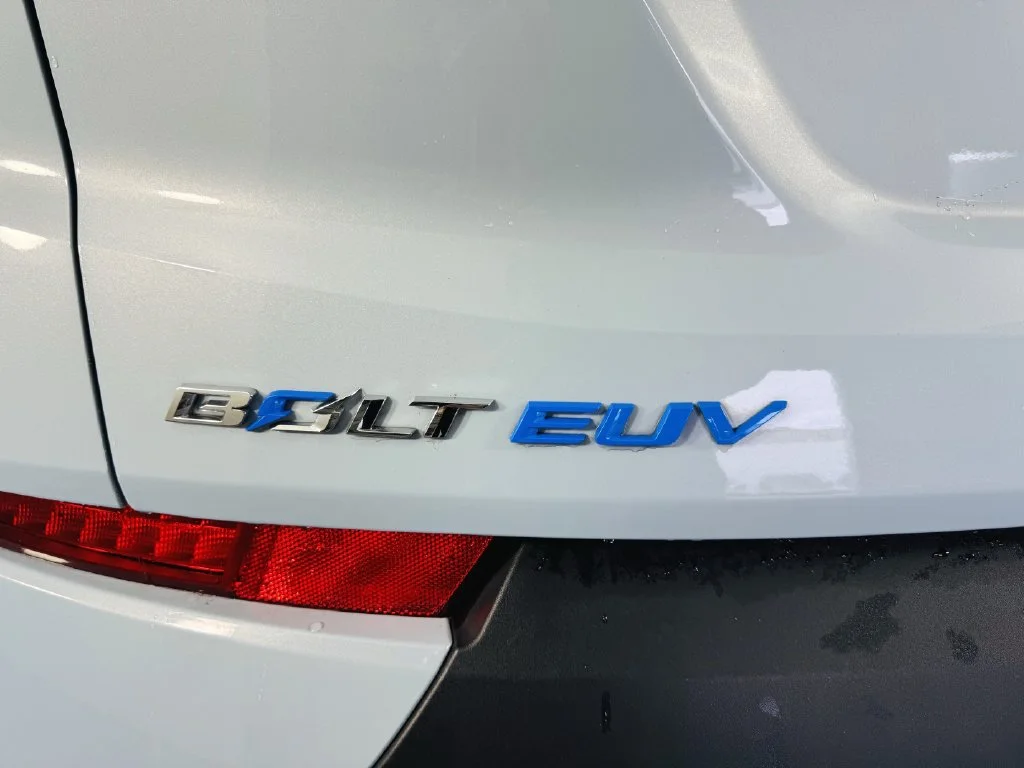 Used 2023 Blue Chevrolet LT image 24