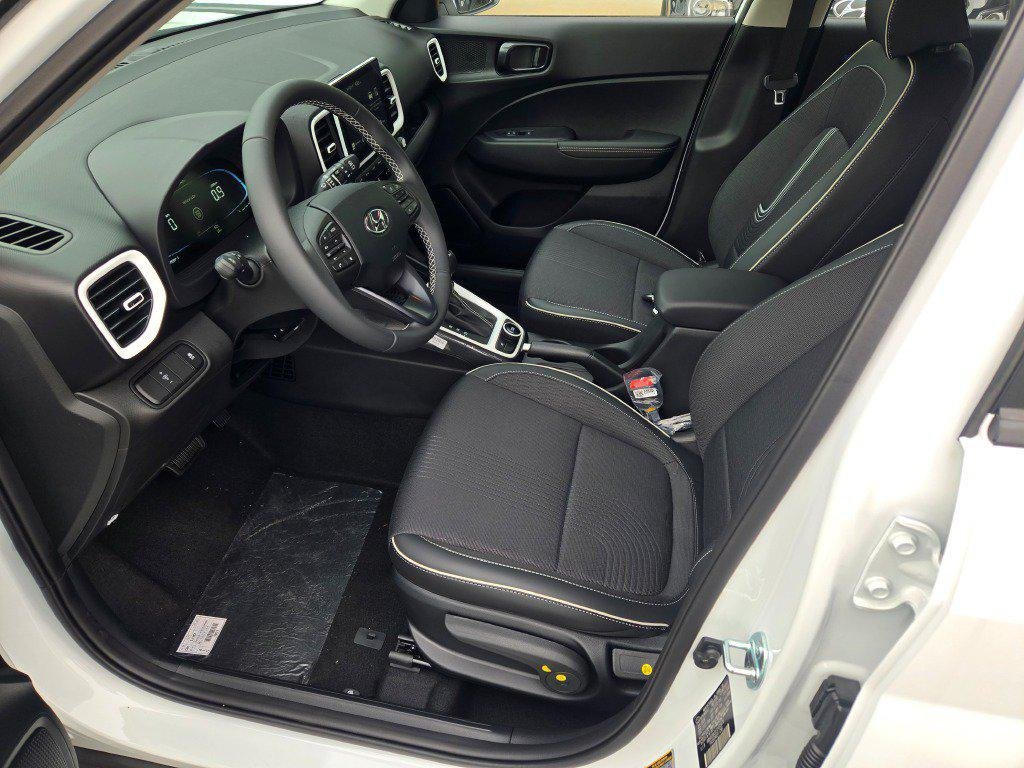 New 2026 Lunar Hyundai SEL w/Two-Tone Roof image 19