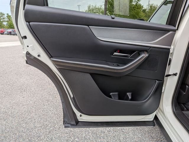 Used 2024 White Mazda Premium Plus image 28