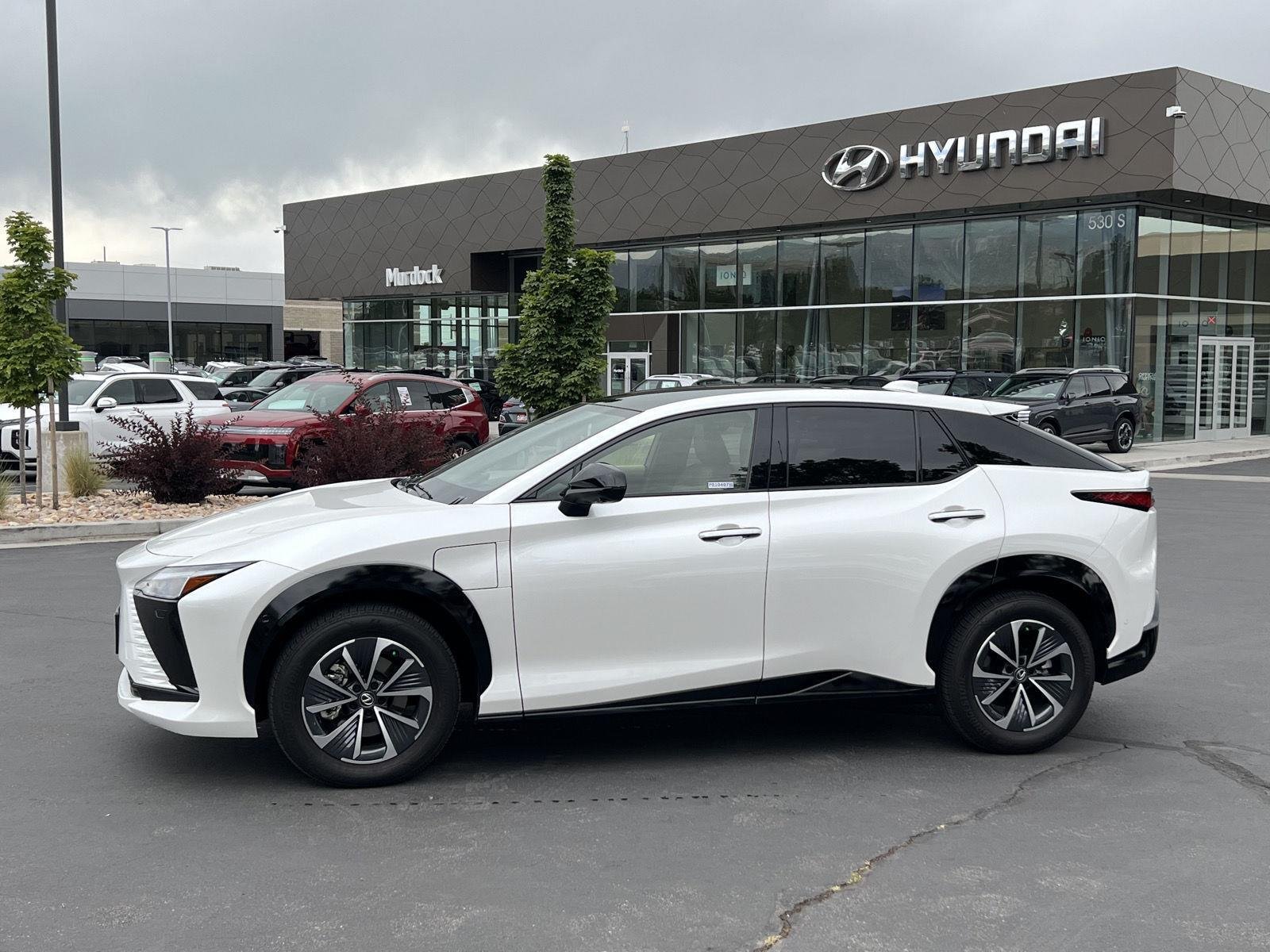 2023 Lexus RZ 450e 450e Premium AWD w/ 18" Wheel's photo